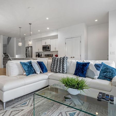 Luxury Spacious Private House Near City Centre YYC Exteriér fotografie