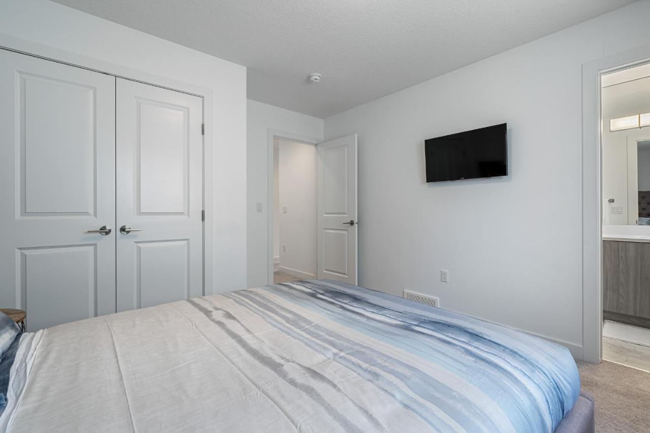 Luxury Spacious Private House Near City Centre YYC Exteriér fotografie